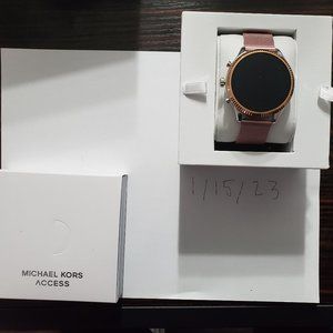COPY - Michael Kors - Lexington Smartwatch stainless steel